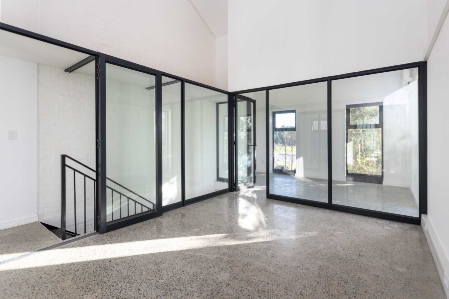 To Let commercial Property for Rent in Val De Vie Estate Western Cape